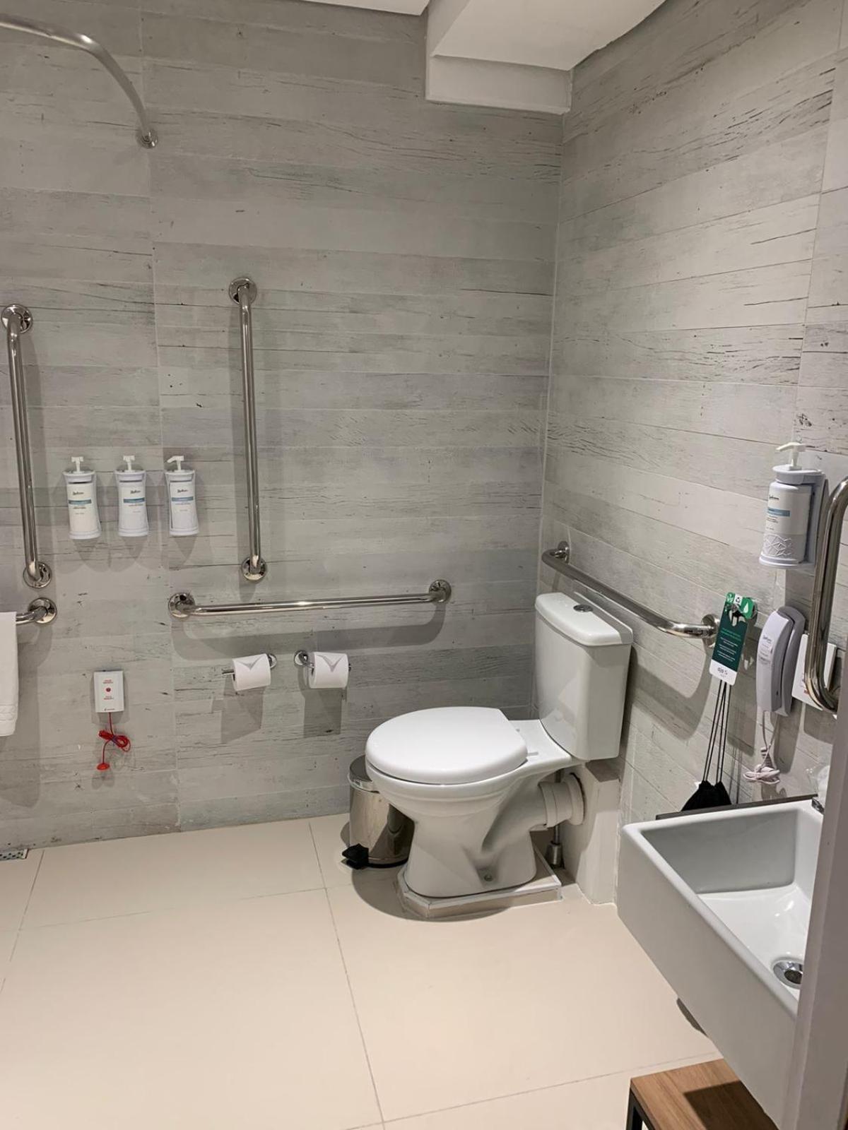 Radisson Pinheiros Hotel Sao Paulo Bagian luar foto